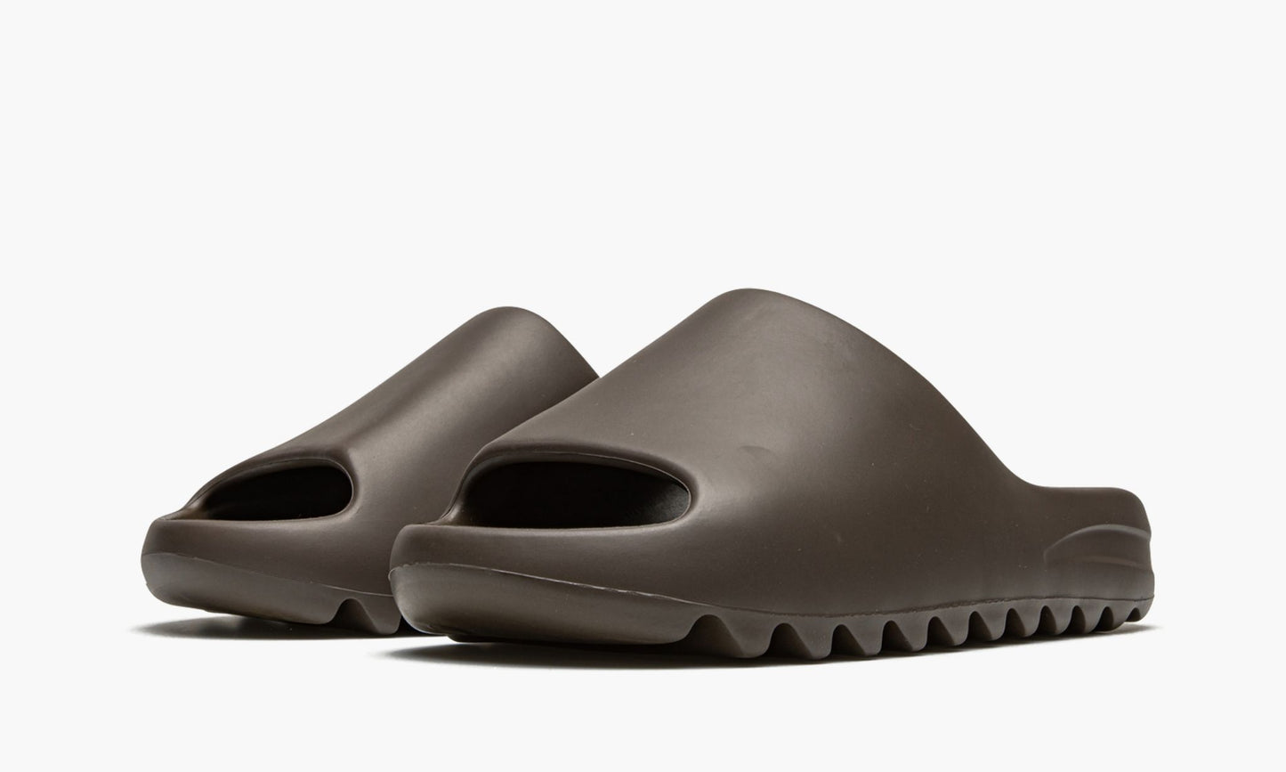 YEEZY SLIDE "Soot 2021"